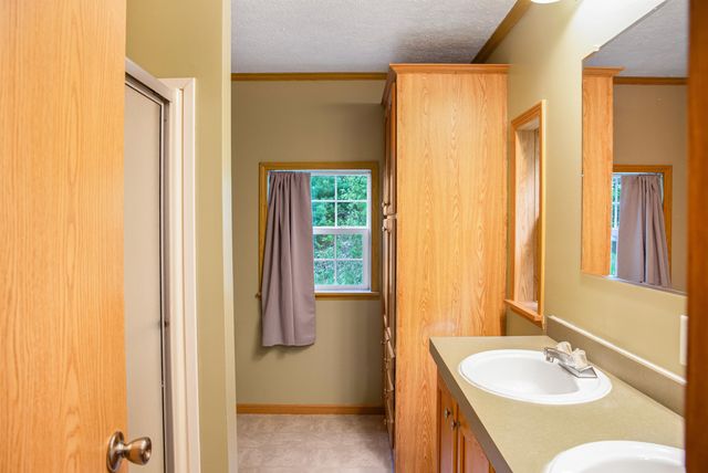 250 Sand Hill Road, Bethel, VT 05032