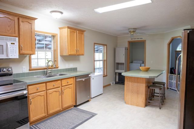 250 Sand Hill Road, Bethel, VT 05032