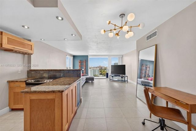 1000 West Ave 910, Miami Beach, FL 33139