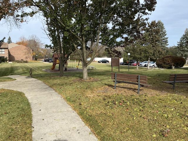 9026 N Park Plaza COURT, Brown Deer, WI 53223