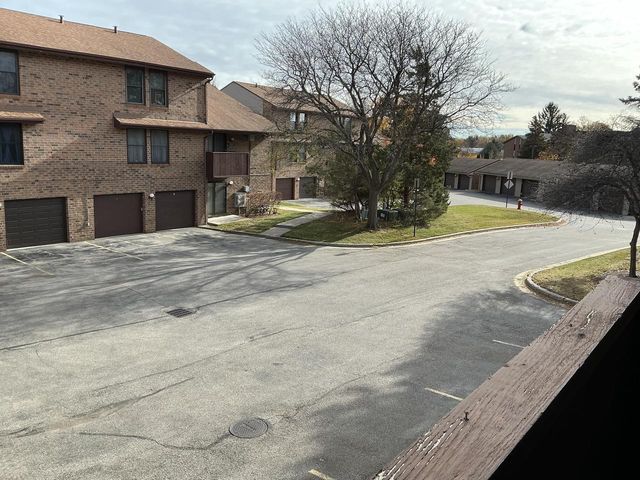 9026 N Park Plaza COURT, Brown Deer, WI 53223