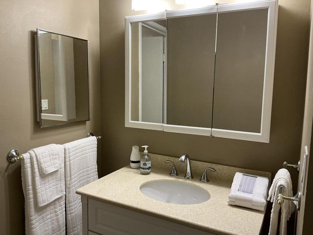 9026 N Park Plaza COURT, Brown Deer, WI 53223