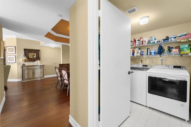 3600 Yacht Club Dr 1704, Aventura, FL 33180