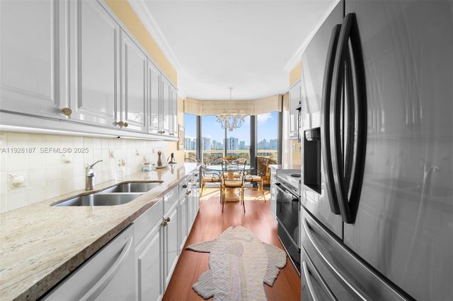 3600 Yacht Club Dr 1704, Aventura, FL 33180