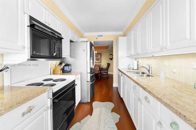 3600 Yacht Club Dr 1704, Aventura, FL 33180