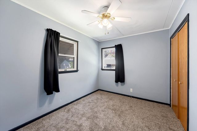 907 California Street NW, Grand Rapids, MI 49504
