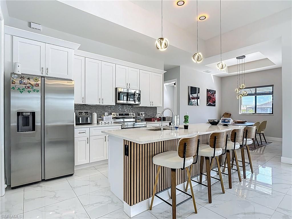 Image 17 of property listing at 427 7th AVE, Cape Coral, FL 33993