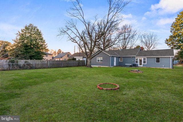 920 E DIVISION ST, Dover, DE 19901