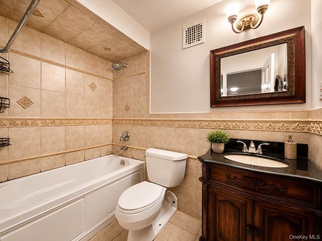 140-18 33rd Avenue 4, Flushing, NY 11354