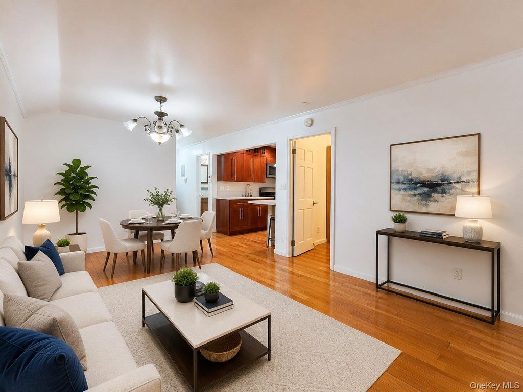 140-18 33rd Avenue 4, Flushing, NY 11354 — photo 4
