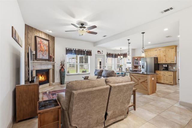 198 County Road 1262, Whitesboro, TX 76273