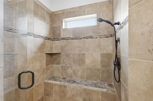 198 County Road 1262, Whitesboro, TX 76273