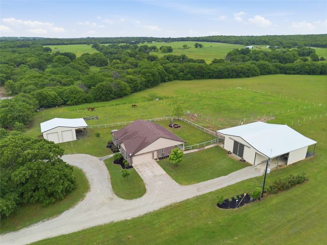 198 County Road 1262, Whitesboro, TX 76273
