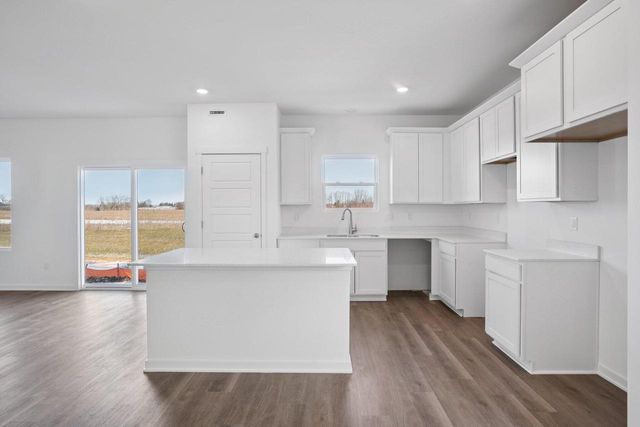 7102 Oakmont ROAD, Mount Pleasant, WI 53403