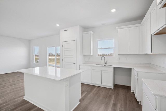 7102 Oakmont ROAD, Mount Pleasant, WI 53403
