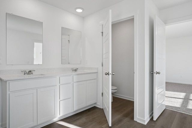 7102 Oakmont ROAD, Mount Pleasant, WI 53403