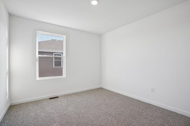 7102 Oakmont ROAD, Mount Pleasant, WI 53403