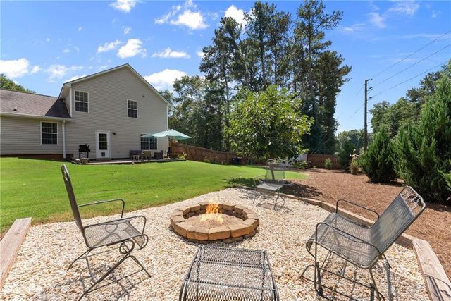 7050 Treeline Drive, Cumming, GA 30028