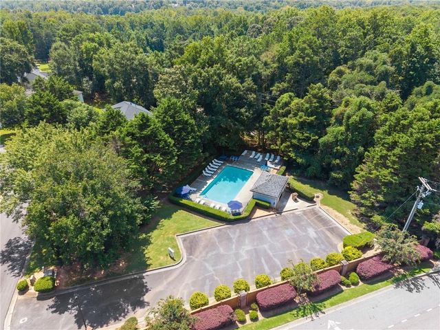 7050 Treeline Drive, Cumming, GA 30028