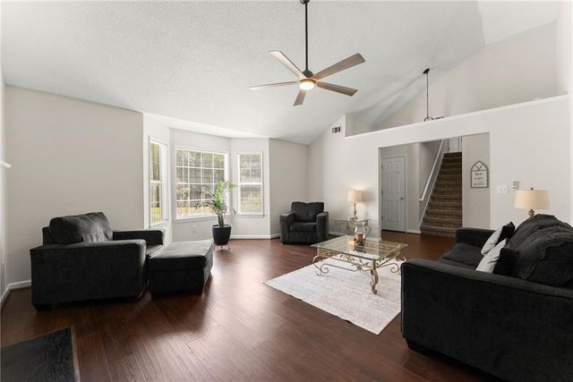 7050 Treeline Drive, Cumming, GA 30028