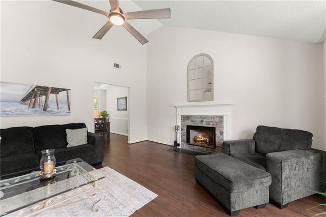 7050 Treeline Drive, Cumming, GA 30028