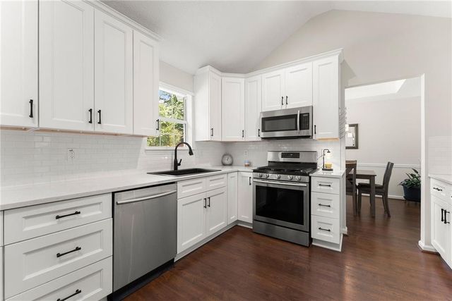 7050 Treeline Drive, Cumming, GA 30028