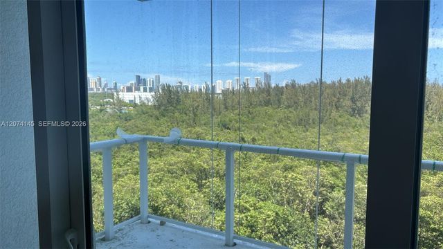 14951 Royal Oaks Lane 702, North Miami, FL 33181