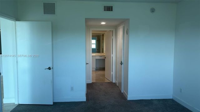 14951 Royal Oaks Lane 702, North Miami, FL 33181