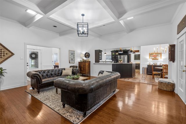 3000 Chimney Hill Drive, Waco, TX 76708