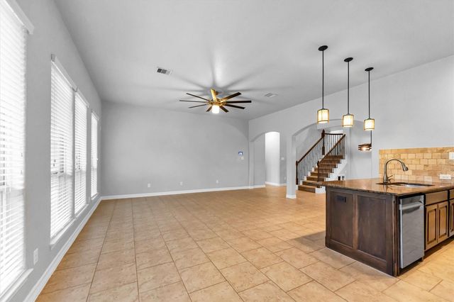 255 New Harmony Trail, Spring, TX 77389