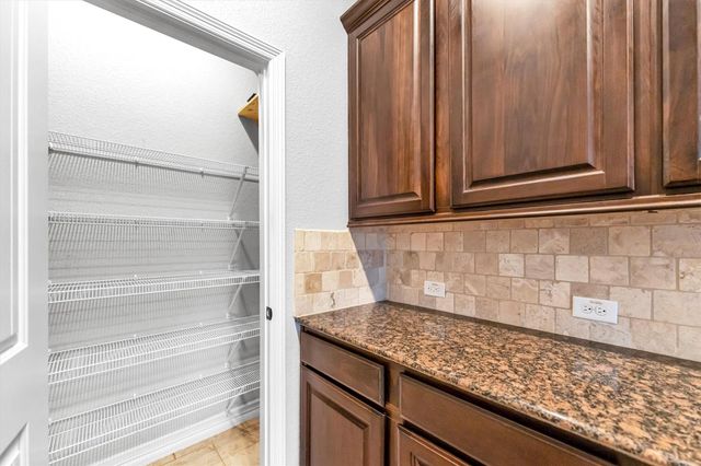 255 New Harmony Trail, Spring, TX 77389