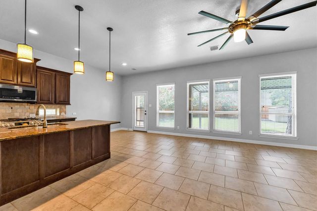 255 New Harmony Trail, Spring, TX 77389