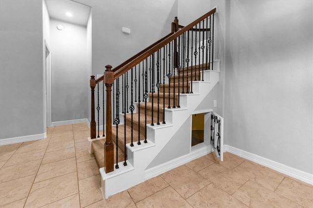 255 New Harmony Trail, Spring, TX 77389