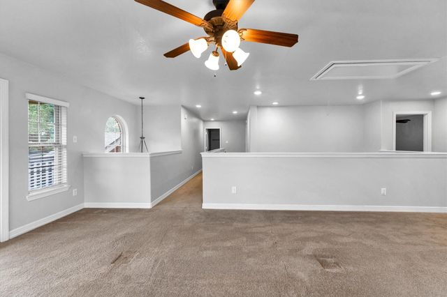 255 New Harmony Trail, Spring, TX 77389