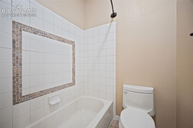 1117 Spectrum Loop, Colorado Springs, CO 80921