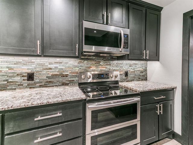 609 N Centennial Way, Mustang, OK 73064