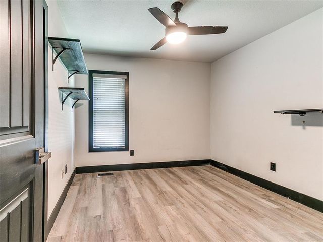 609 N Centennial Way, Mustang, OK 73064