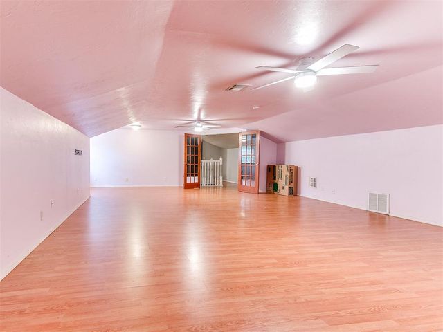 609 N Centennial Way, Mustang, OK 73064