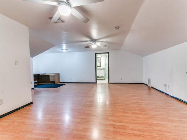 609 N Centennial Way, Mustang, OK 73064