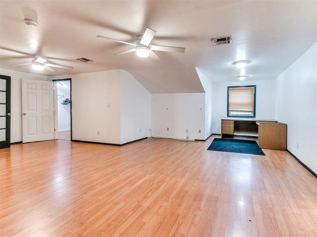 609 N Centennial Way, Mustang, OK 73064