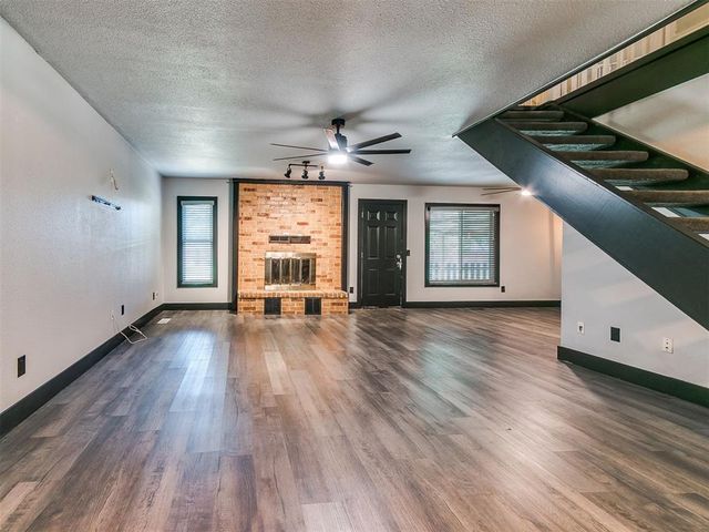 609 N Centennial Way, Mustang, OK 73064