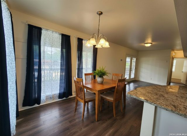 207 OAKLANE ST, Canyon Lake, TX 78133