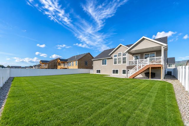 3133 N 2825 W, Plain City, UT 84404