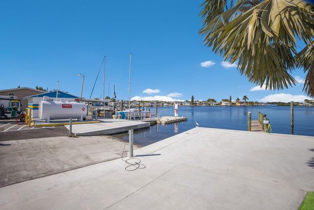 1316 28TH AVENUE DRIVE W, Palmetto, FL 34221