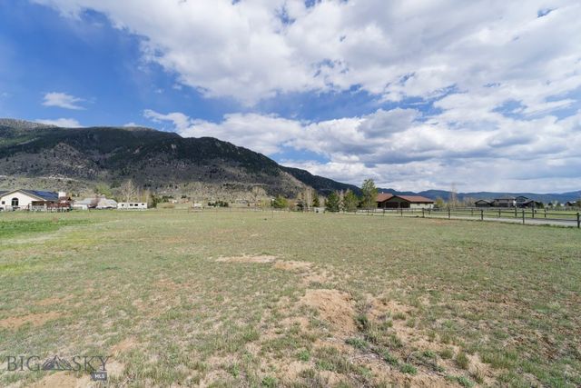 88 Caspian Lane, Butte, MT 59701