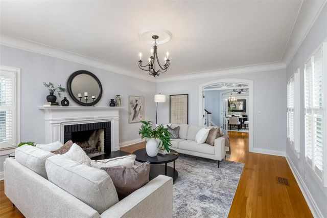 446 16TH AVENUE NE, St Petersburg, FL 33704