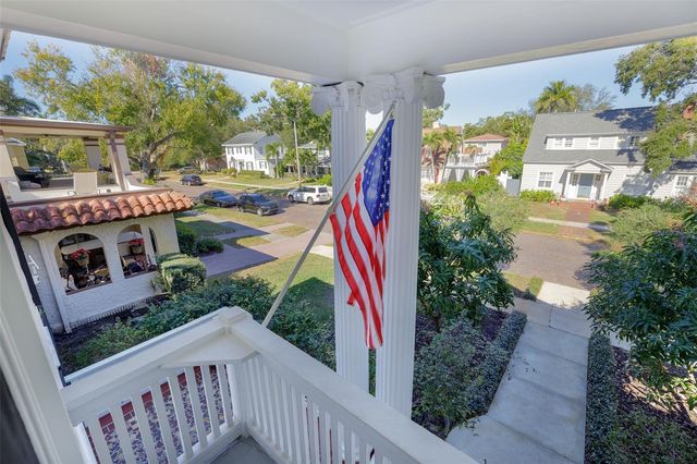 446 16TH AVENUE NE, St Petersburg, FL 33704