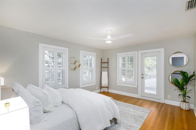 446 16TH AVENUE NE, St Petersburg, FL 33704