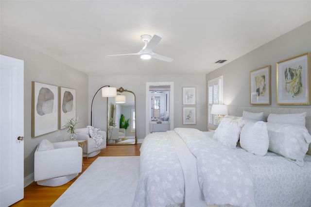 446 16TH AVENUE NE, St Petersburg, FL 33704