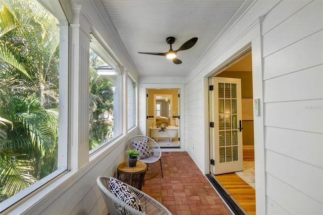 446 16TH AVENUE NE, St Petersburg, FL 33704